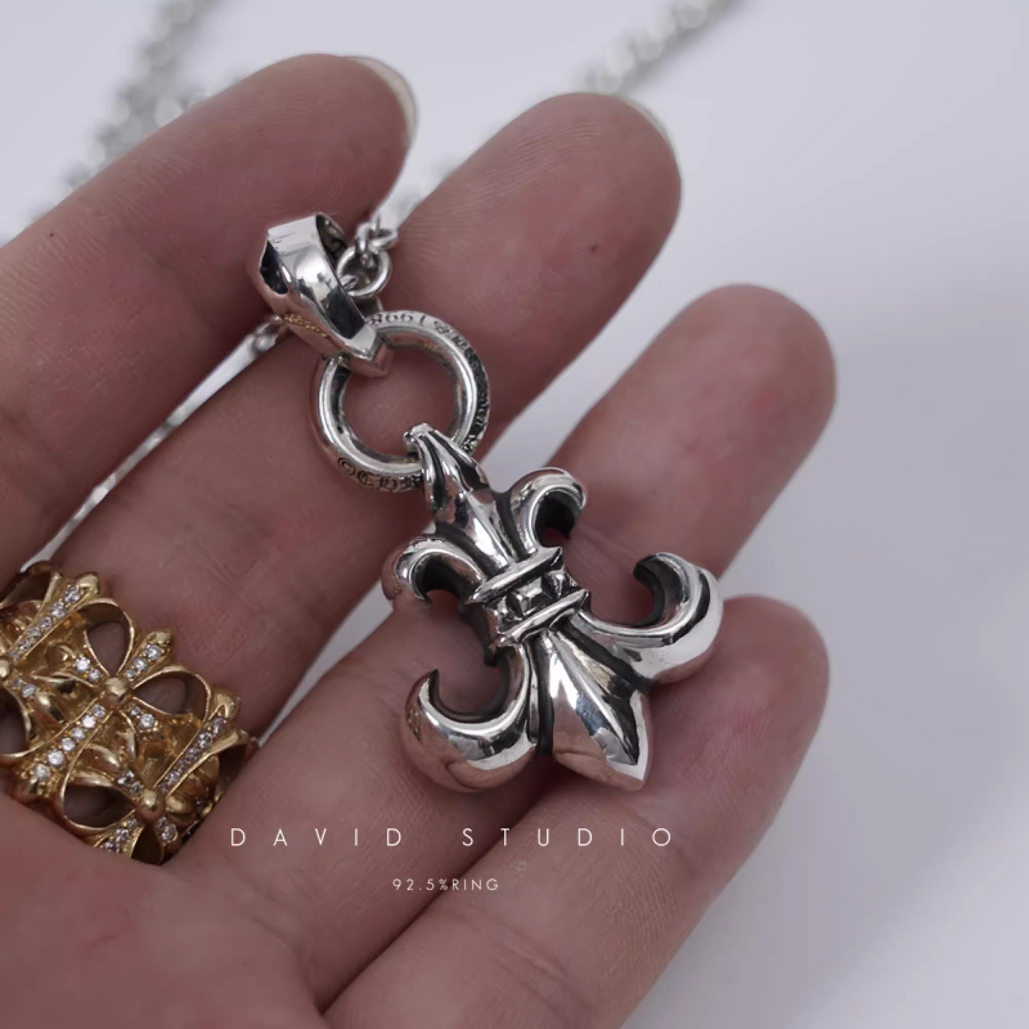 BS FLEUR PENDANT WITH BAIL – ROLL CHAIN