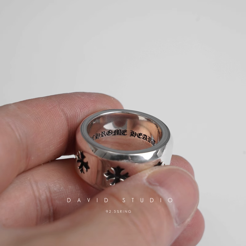 CH PLUS THICK BAND RING