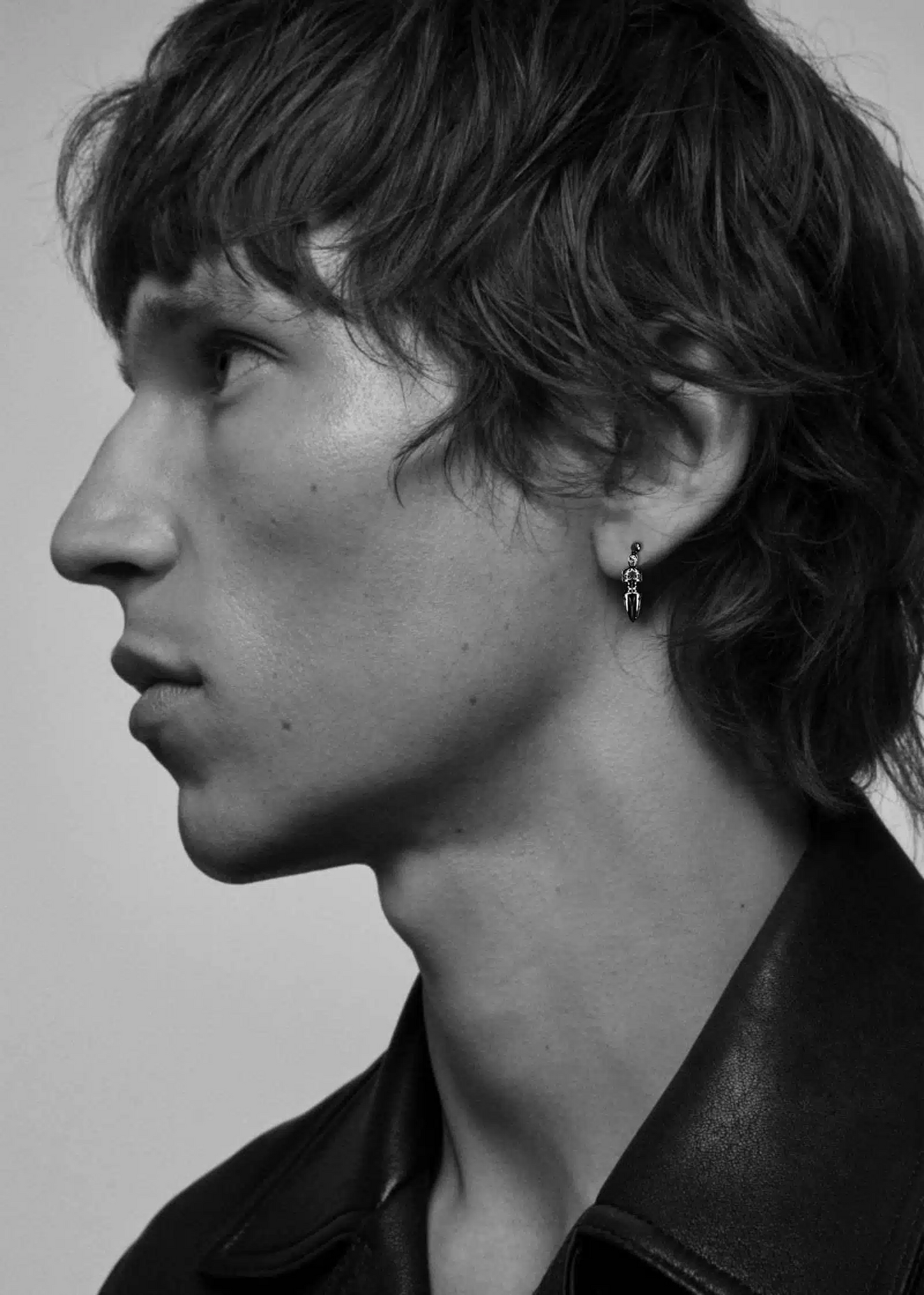 SPIKE EARRING