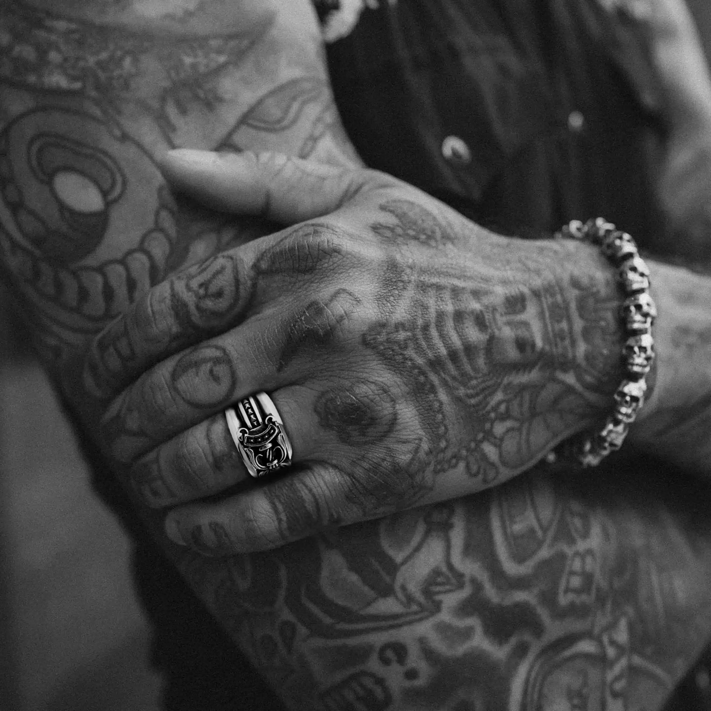 DAGGER RING