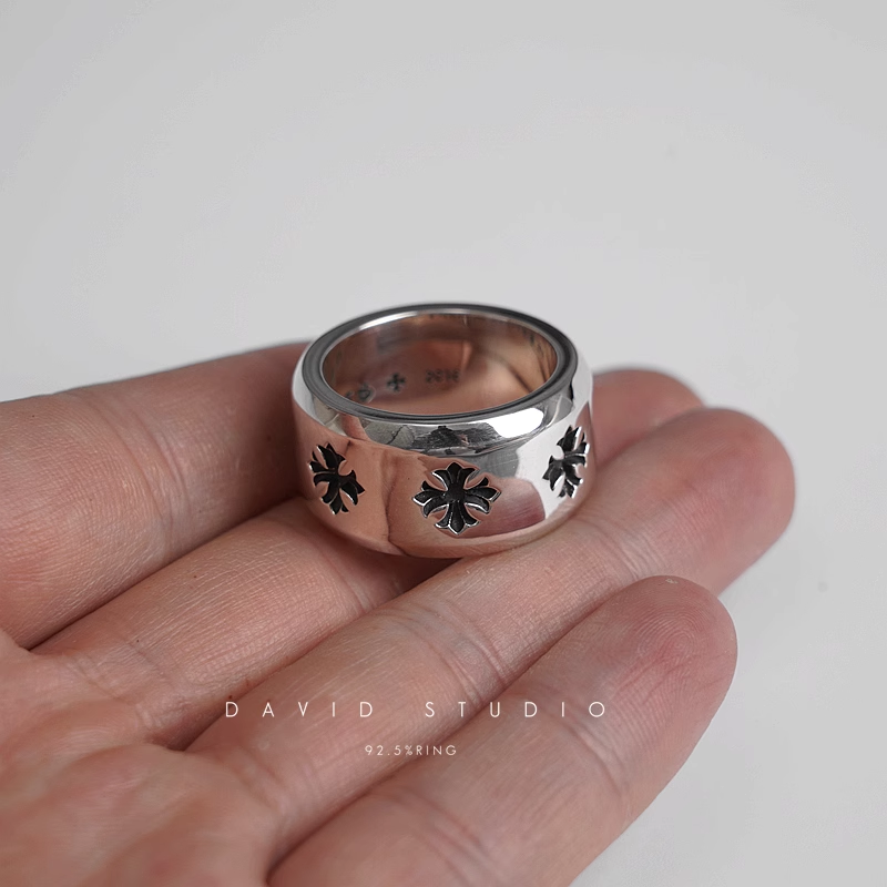CH PLUS THICK BAND RING