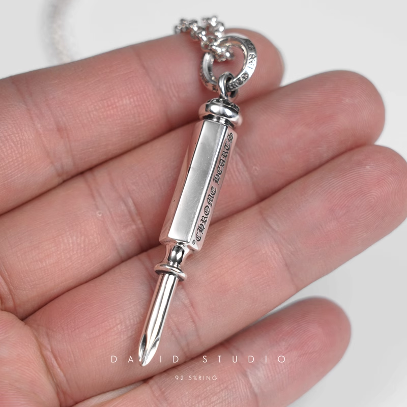 CH PLUS SCREW PENDANT – ROLL CHAIN