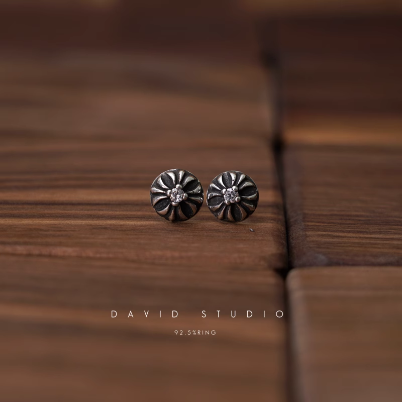 CROSS BALL STUD WITH DIAMOND