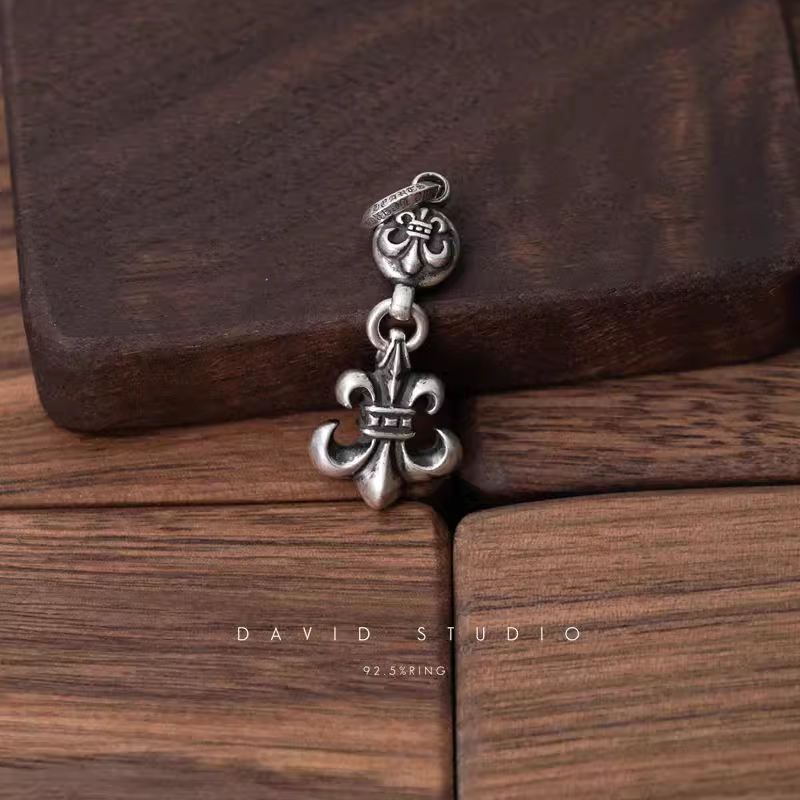 BS FLEUR ONE BALL CHARM