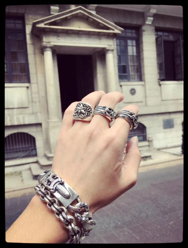 OVAL STAR RING – ClASSIC
