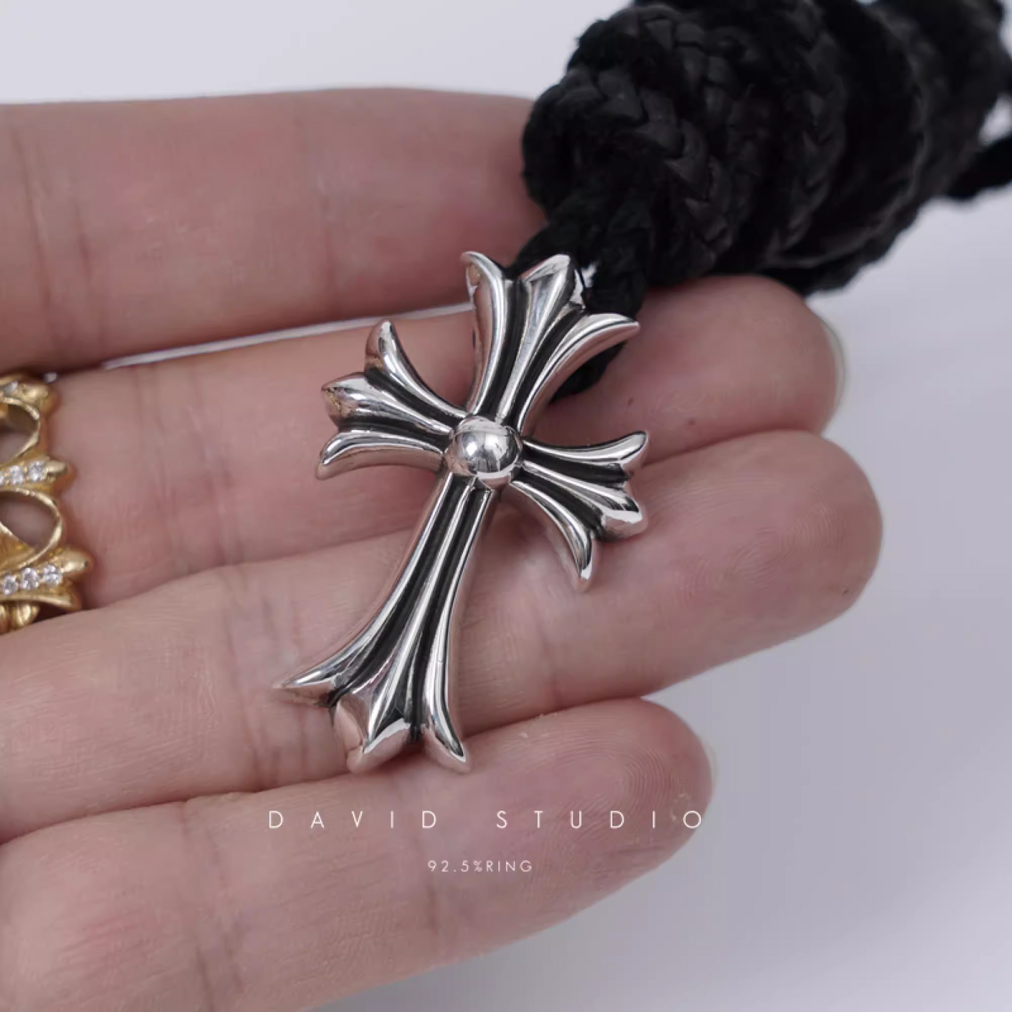 SMALL CROSS PENDANT – LEATHER BRAID