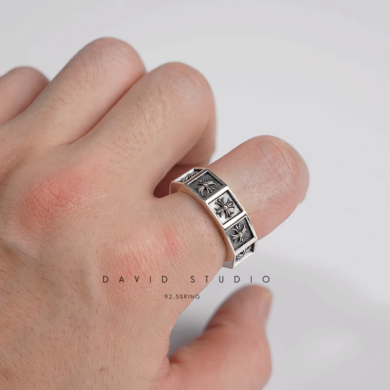 CUT OUT CH PLUS RING