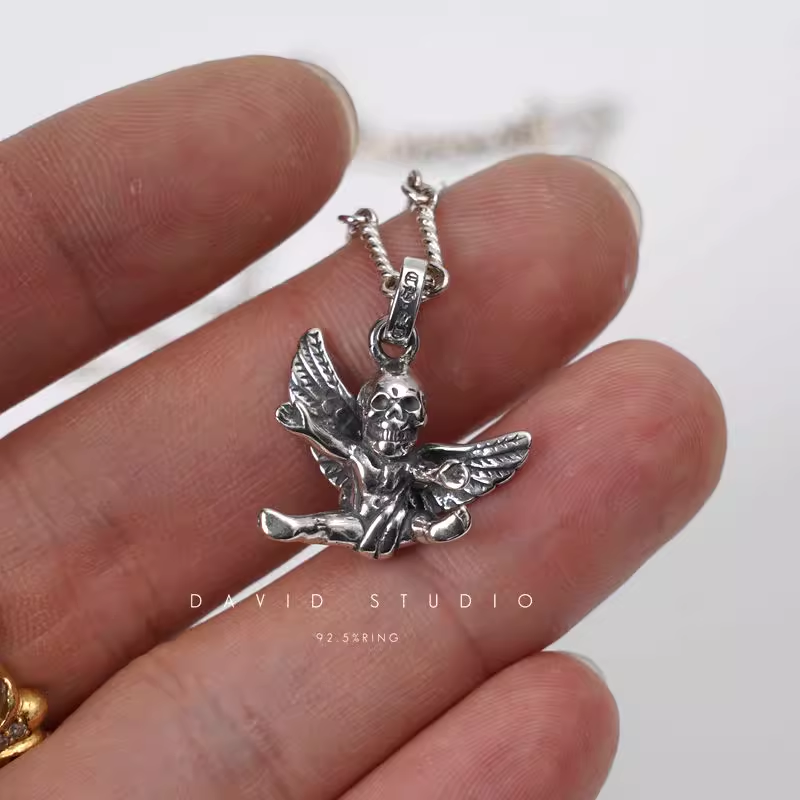 FOTI MISSLAREN PENDANT – TWIST CHAIN