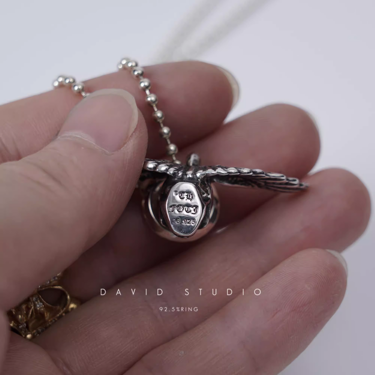 FOTI MAHALIA PENDANT – BALL CHAIN