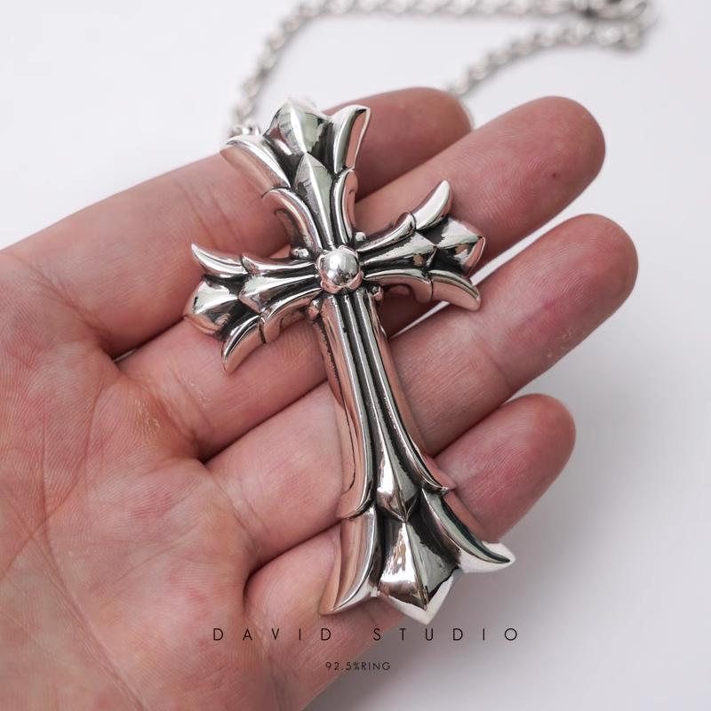LARGE DOUBLE CROSS PENDANT – ROLL CHAIN