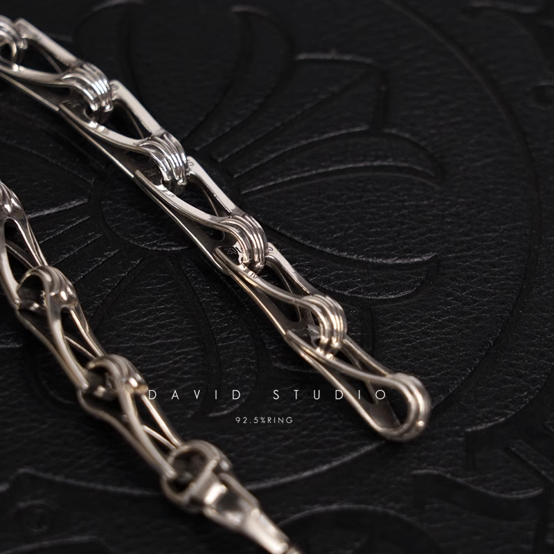 ZIPPER PATTERN BRACELET