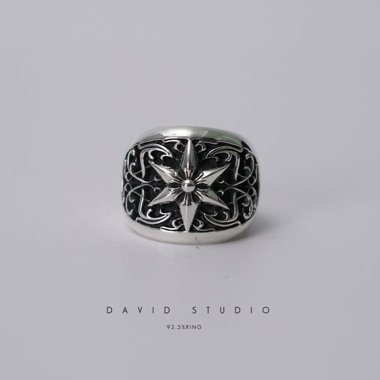 OVAL STAR RING – ClASSIC
