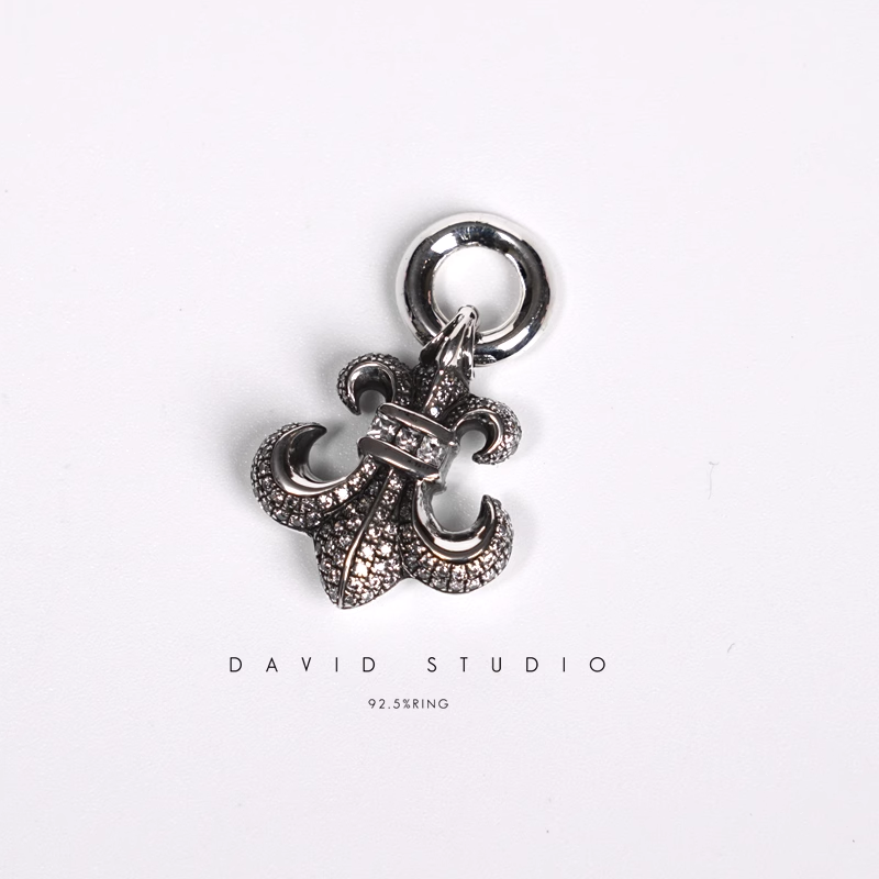 BS FLEUR CHARM WITH DIAMOND