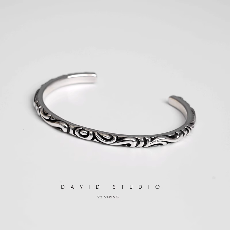 SCROLL BAND CUFF