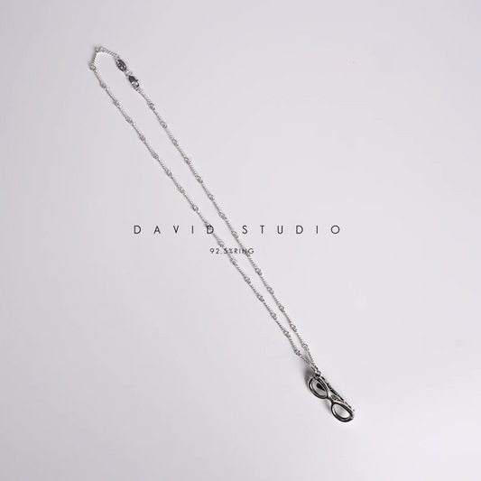 GLASSES PENDANT – TWIST CHAIN