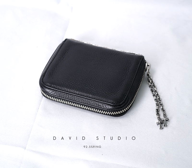 DOUBLE BABYFAT CROSS PAPER CHAIN ZIPPER WALLET
