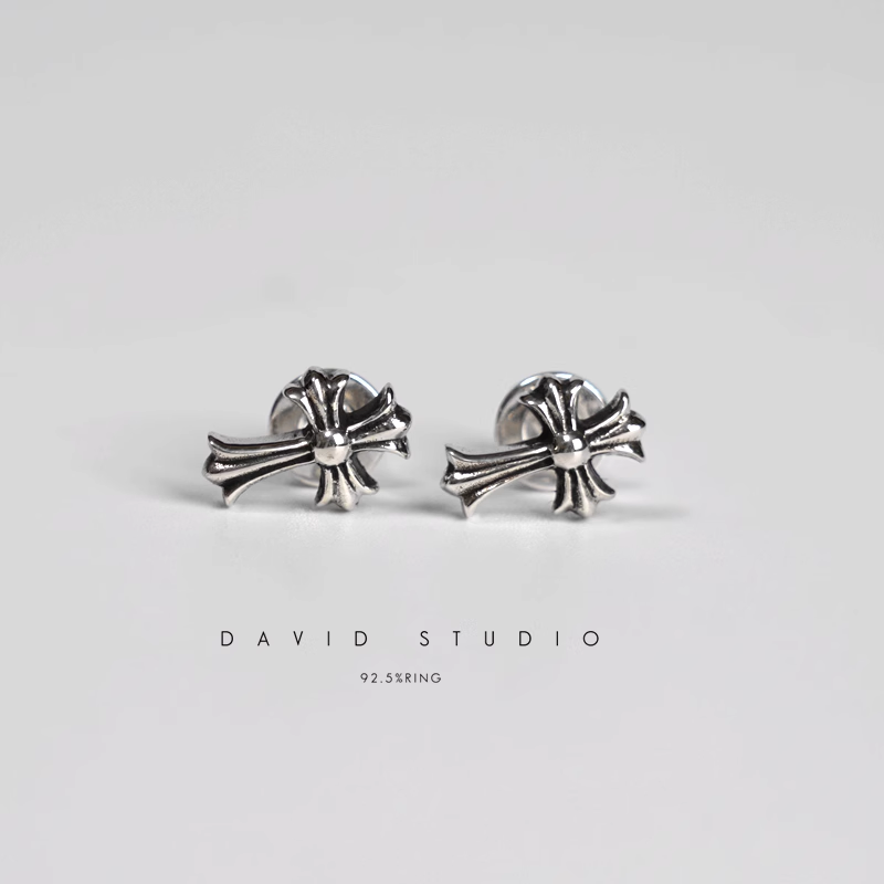 CROSS EARRINGS – CLASSIC