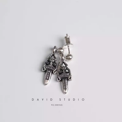 DAGGER DROP EARRING WITH DIAMOND
