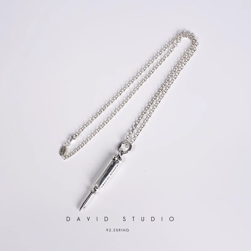 CH PLUS SCREW PENDANT – ROLL CHAIN