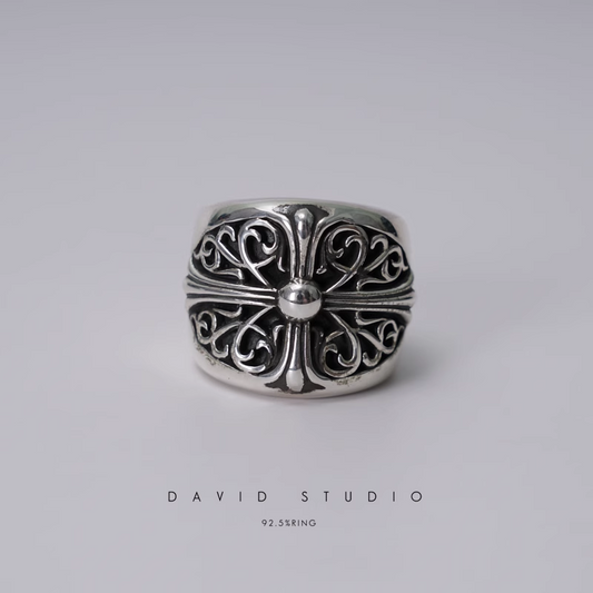 CLASSIC OVAL RING