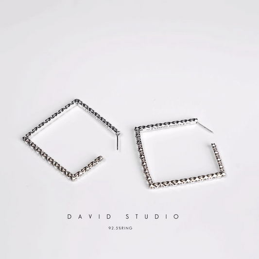 CH PLUS SQUARE HOOP EARRINGS