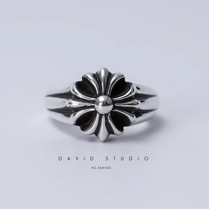 CH PLUS SIGNET RING