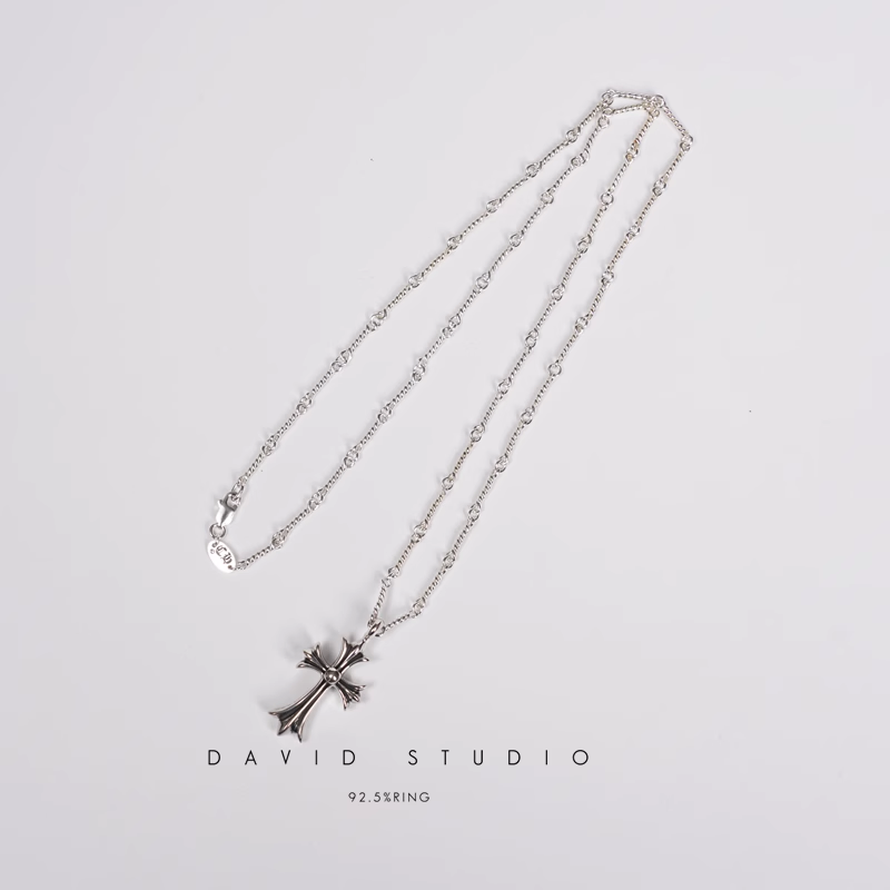 SMALL CROSS CHARM – TWIST CHAIN
