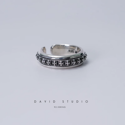 CH PLUS PYRAMID OPEN BAND RING