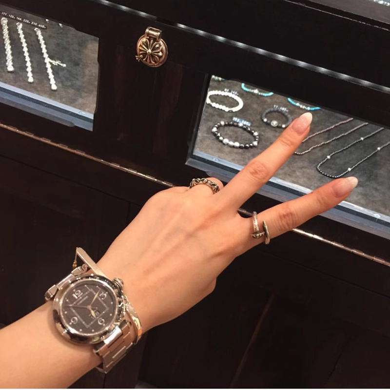 NAIL RING – CROSSBALL