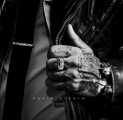 ETCHED PLUS BAND RING