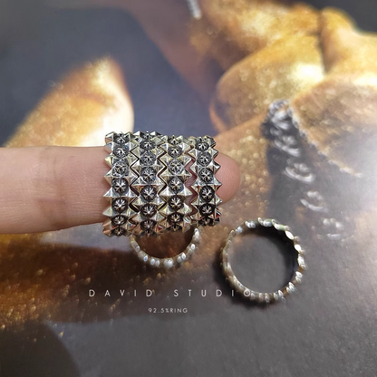 CH PLUS RAGGED EDGE RING