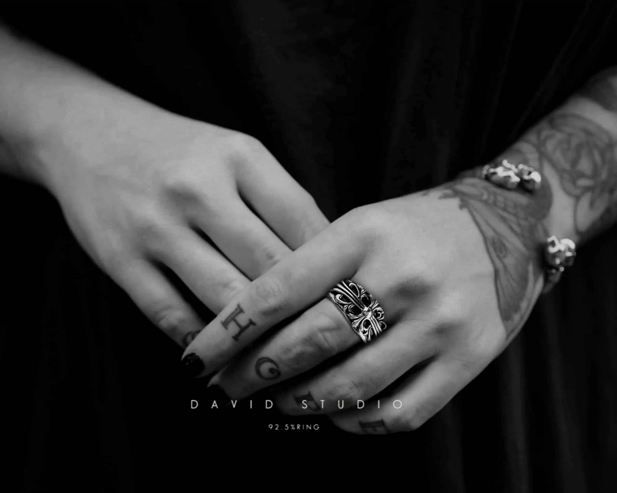 FLORAL CROSS RING