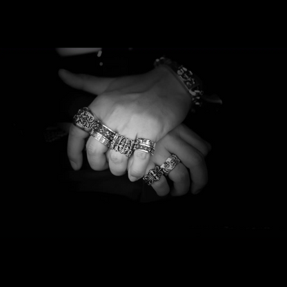 OVAL STAR RING – ClASSIC
