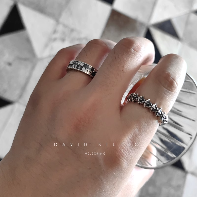 5 SIDED STAR LOOP RING