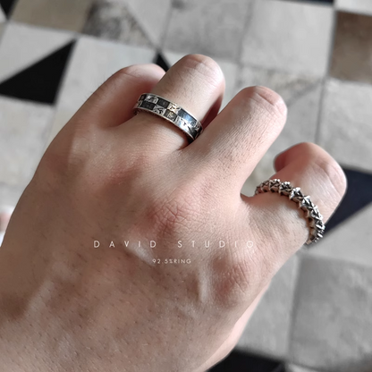 5 SIDED STAR LOOP RING