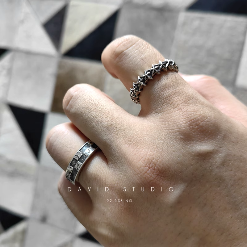 5 SIDED STAR LOOP RING