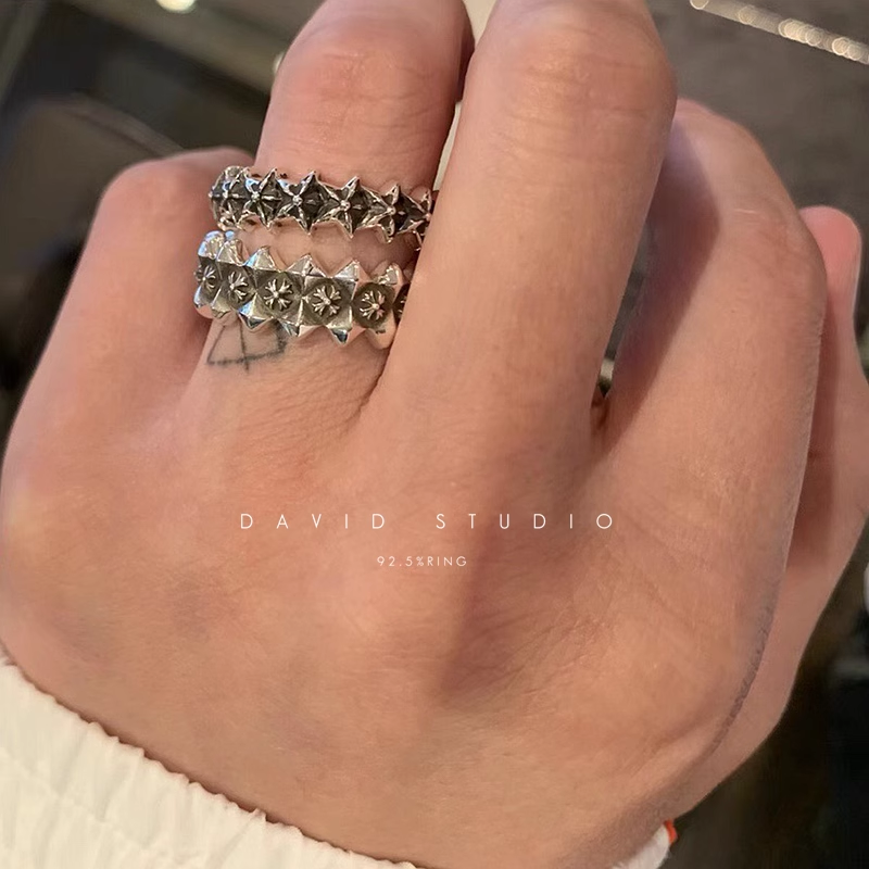 5 SIDED STAR LOOP RING