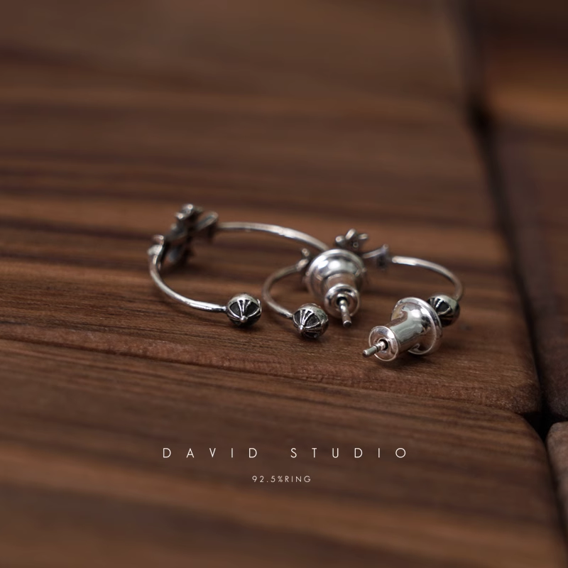 SKINNY BANGLE BABYFAT EARRING
