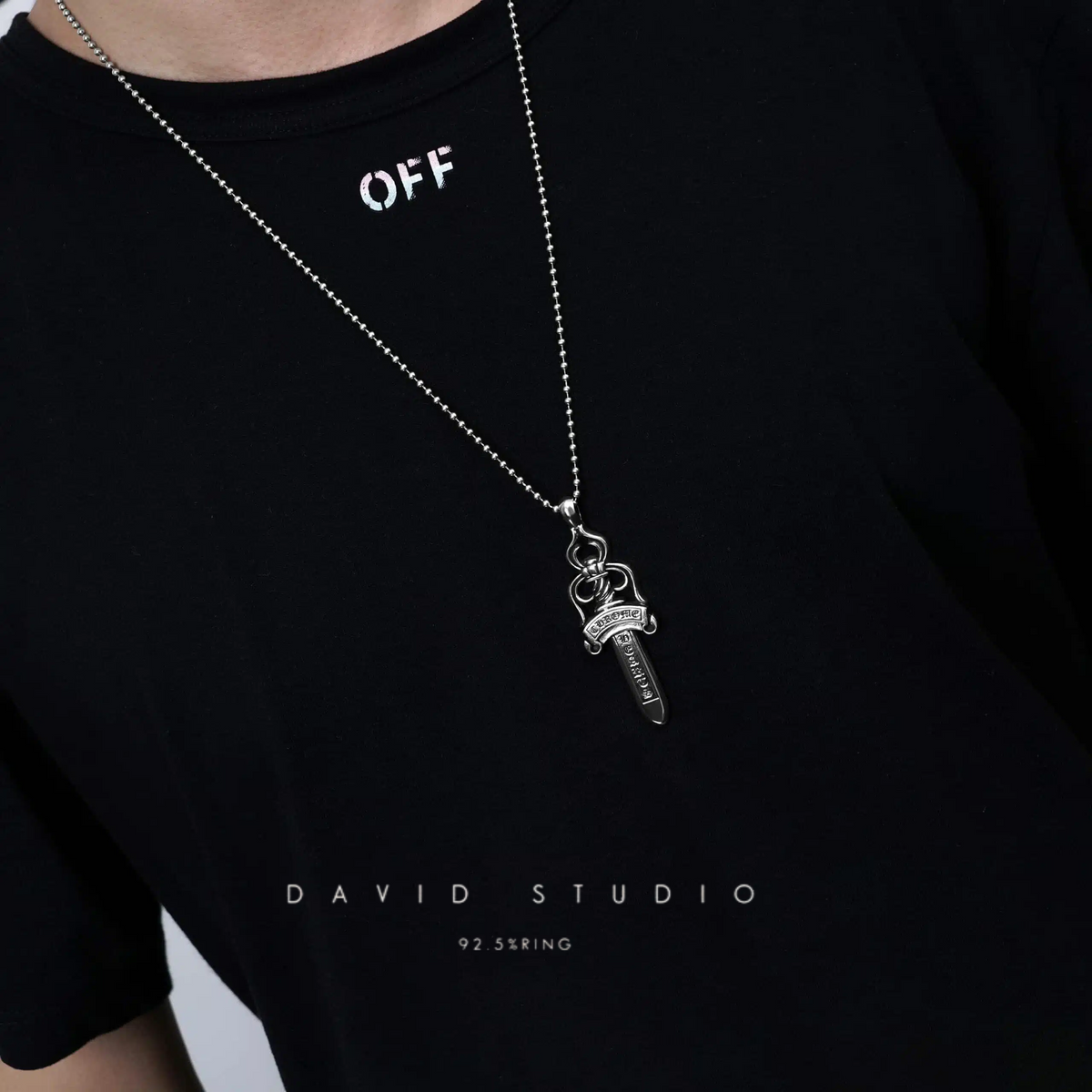 DOUBLE DAGGER PENDANT