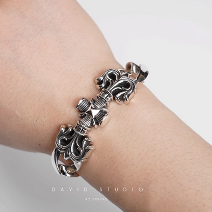FILIGREE SQUARE CROSS CLIP BRACELET