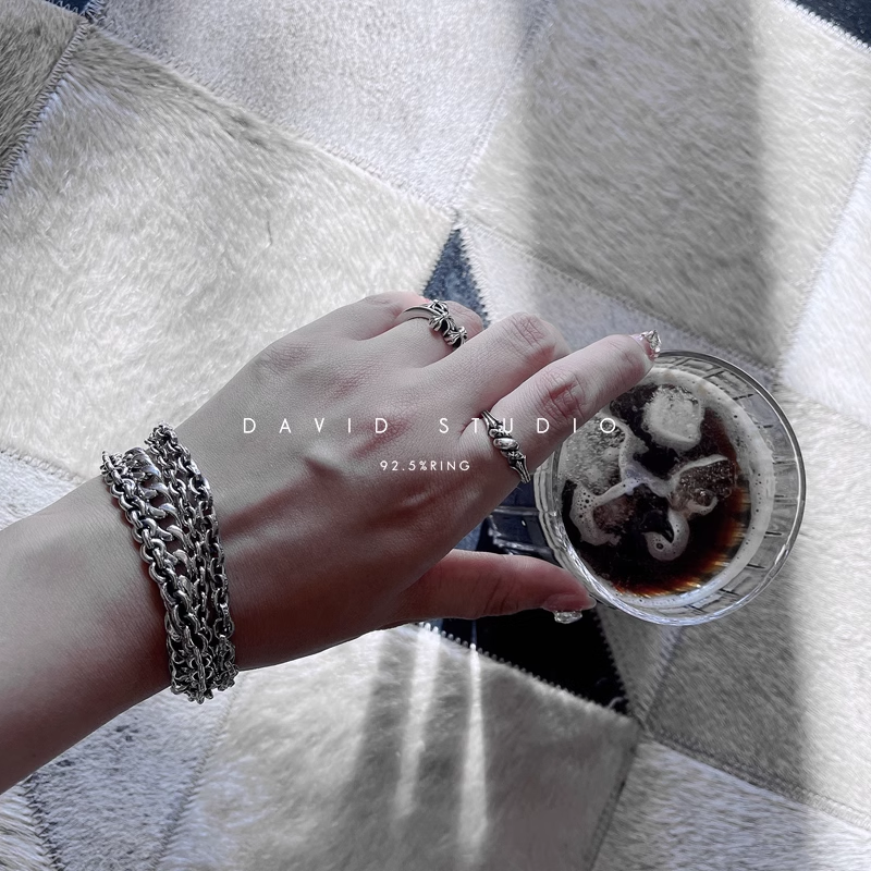MULTI-CHAIN BRACELET