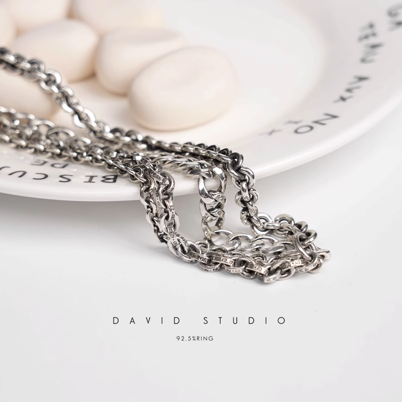 MULTI-CHAIN BRACELET