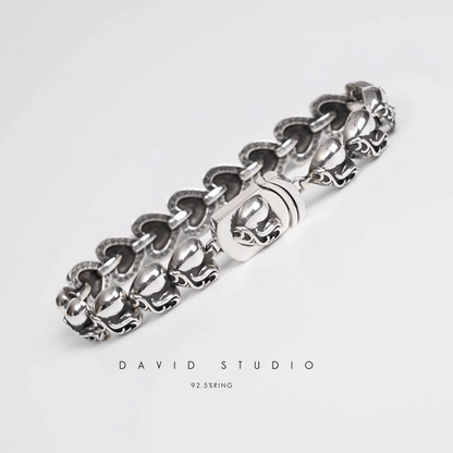HEART PATTERN BRACELET