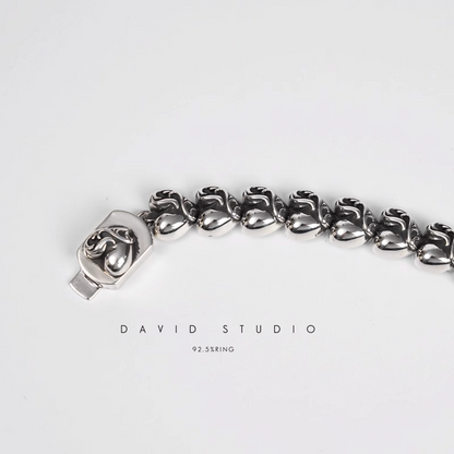 HEART PATTERN BRACELET