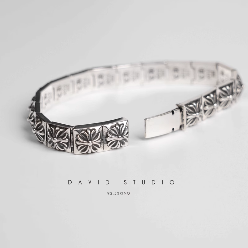 CH PLUS SQUARE PATTERN BRACELET