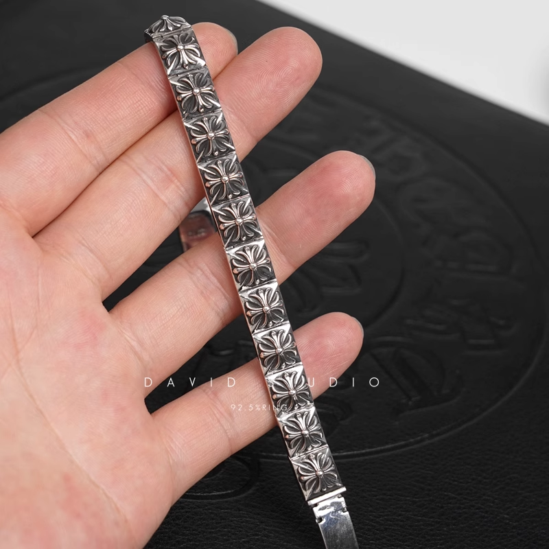 CH PLUS SQUARE PATTERN BRACELET