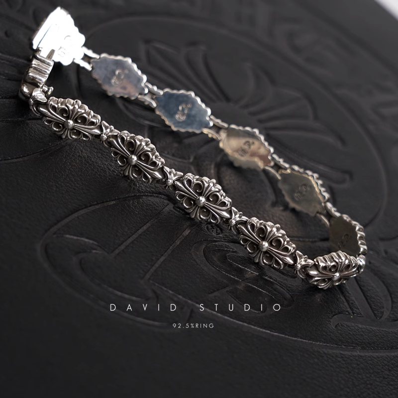 BABYFAT CROSS FLEUR PATTERN BRACELET