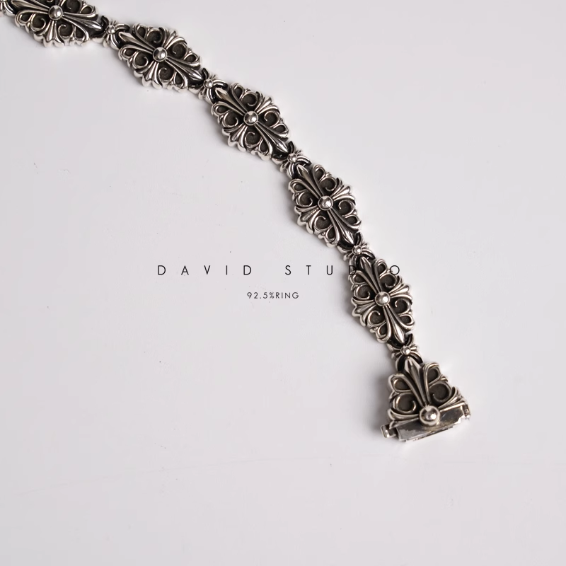 BABYFAT CROSS FLEUR PATTERN BRACELET