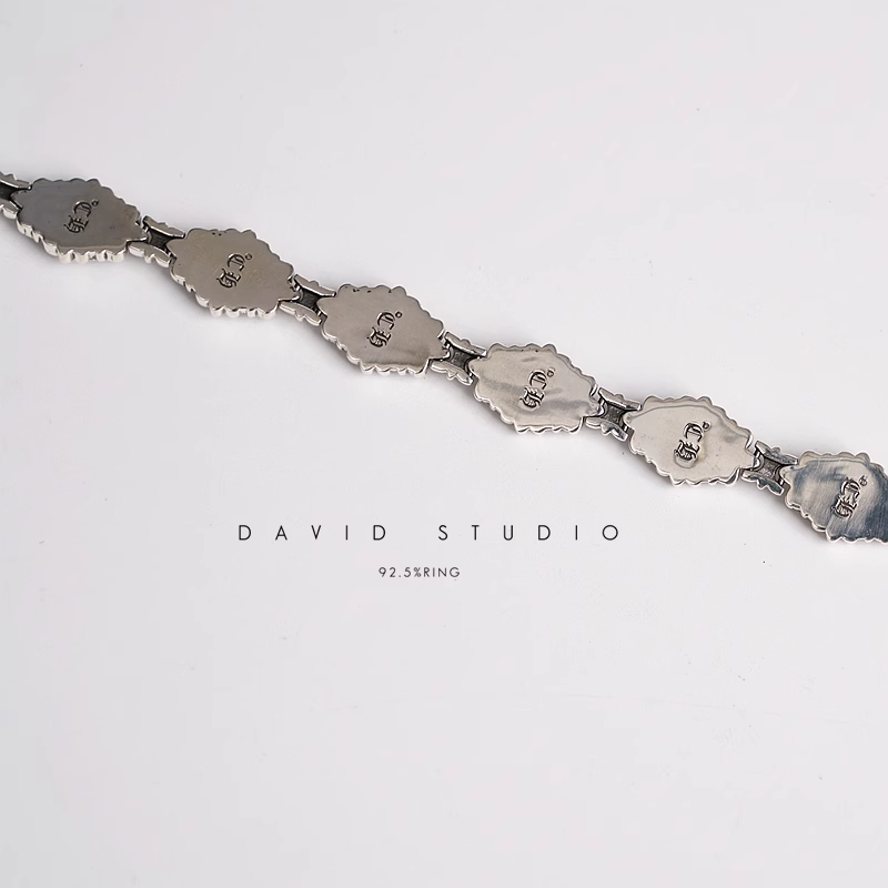 BABYFAT CROSS FLEUR PATTERN BRACELET