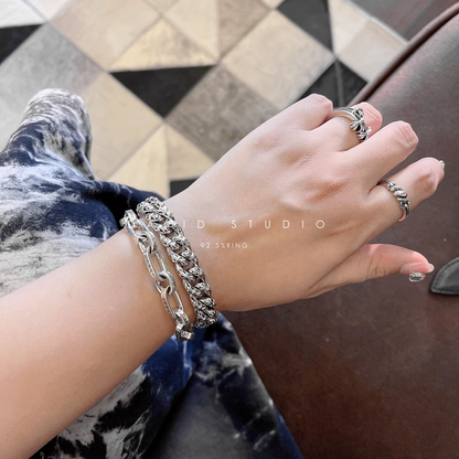 INSCRIBED LOGO CHAIN BRACELET